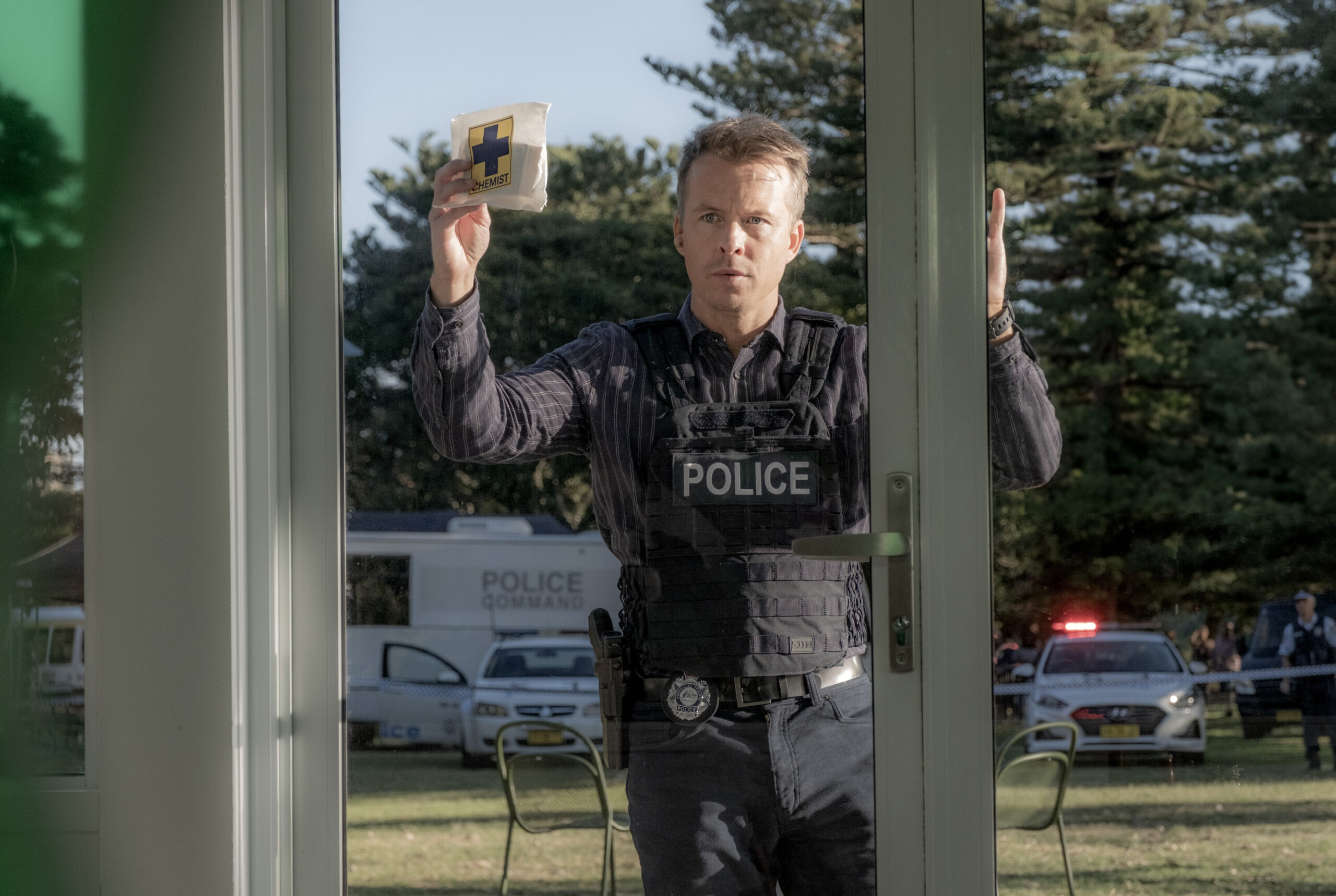 NCIS: Sydney Season 1 Episode 5, "Doggiecino Day Afternoon"