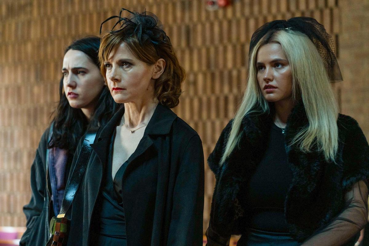 Such Brave Girls Season 1