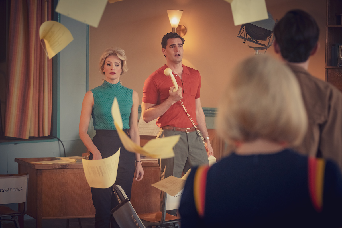 Funny Woman Season 1 Episode 2