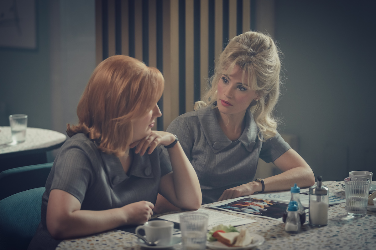 Funny Woman Season 1 Episode 1