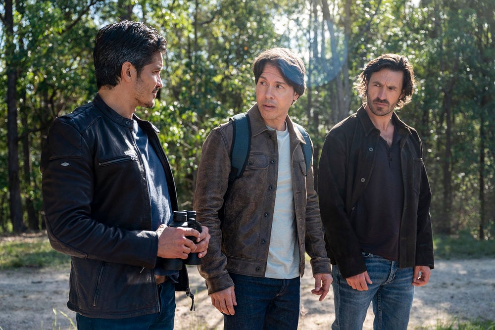 La Brea Season 3 Episode 1 - Sierra - Nicholas Gonzalez as Levi, Jon Seda as Dr. Sam, Eoin Macken as Gavin | Tell-Tale TV La Brea Season 3 Episode 1 - Sierra - Nicholas Gonzalez as Levi, Jon Seda as Dr. Sam, Eoin Macken as Gavin
