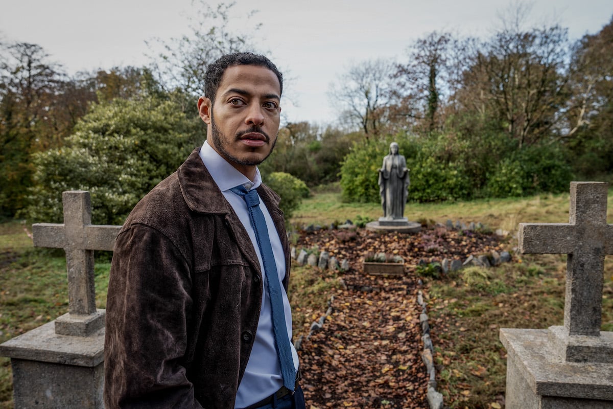 The Woman in The Wall Season 1 Episode 2 Show Thyself