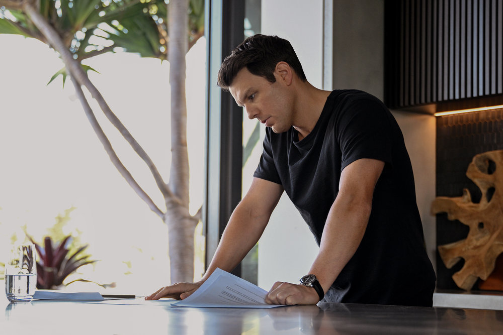 Apples Never Fall – Season 1