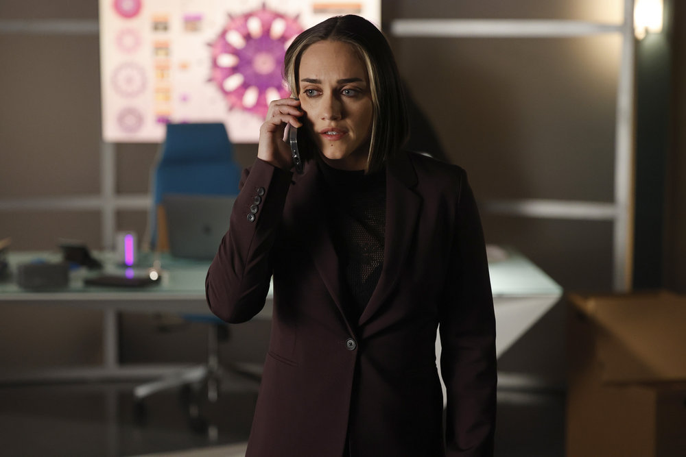 Quantum Leap Season 2 Episode 10 - Alice Kremelberg | Tell-Tale TV Still from Quantum Leap Season 2 Episode 10 of Alice Kremelberg as Rachel.