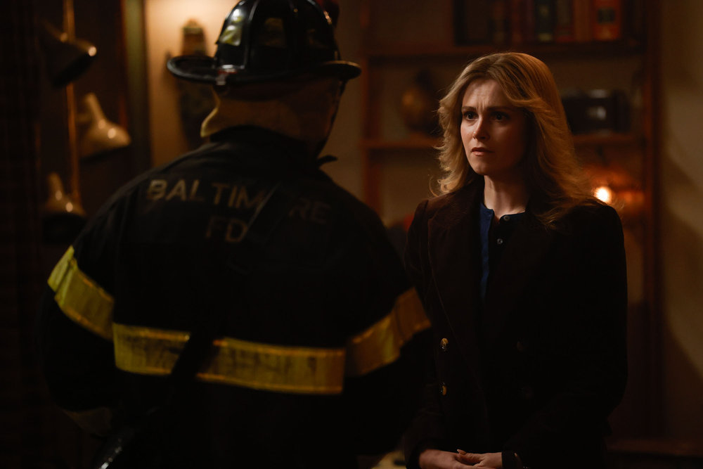Still from Quantum Leap Season 2 Episode 12 of Eliza Taylor as Hannah Carson.