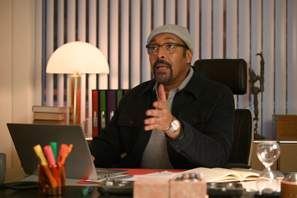 Still from the Irrational Season 1 Episode 10 of Jesse L. Martin as Alec Mercer.