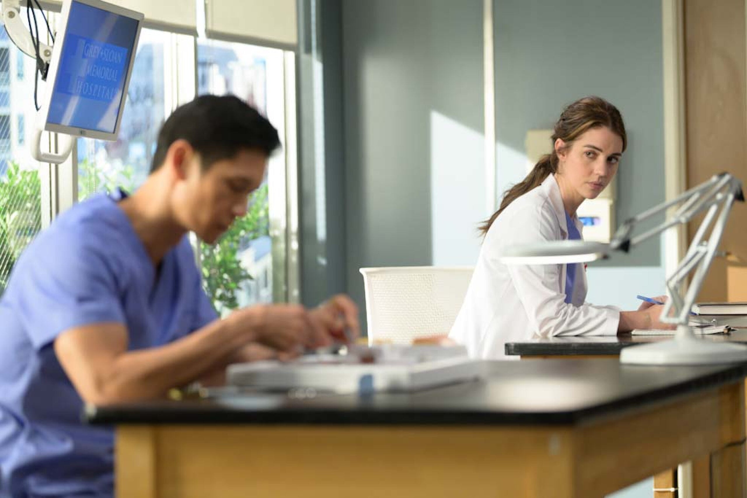 ADELAIDE KANE - GREY'S ANATOMY Season 20 Episode 1 -We've Only Just Begun