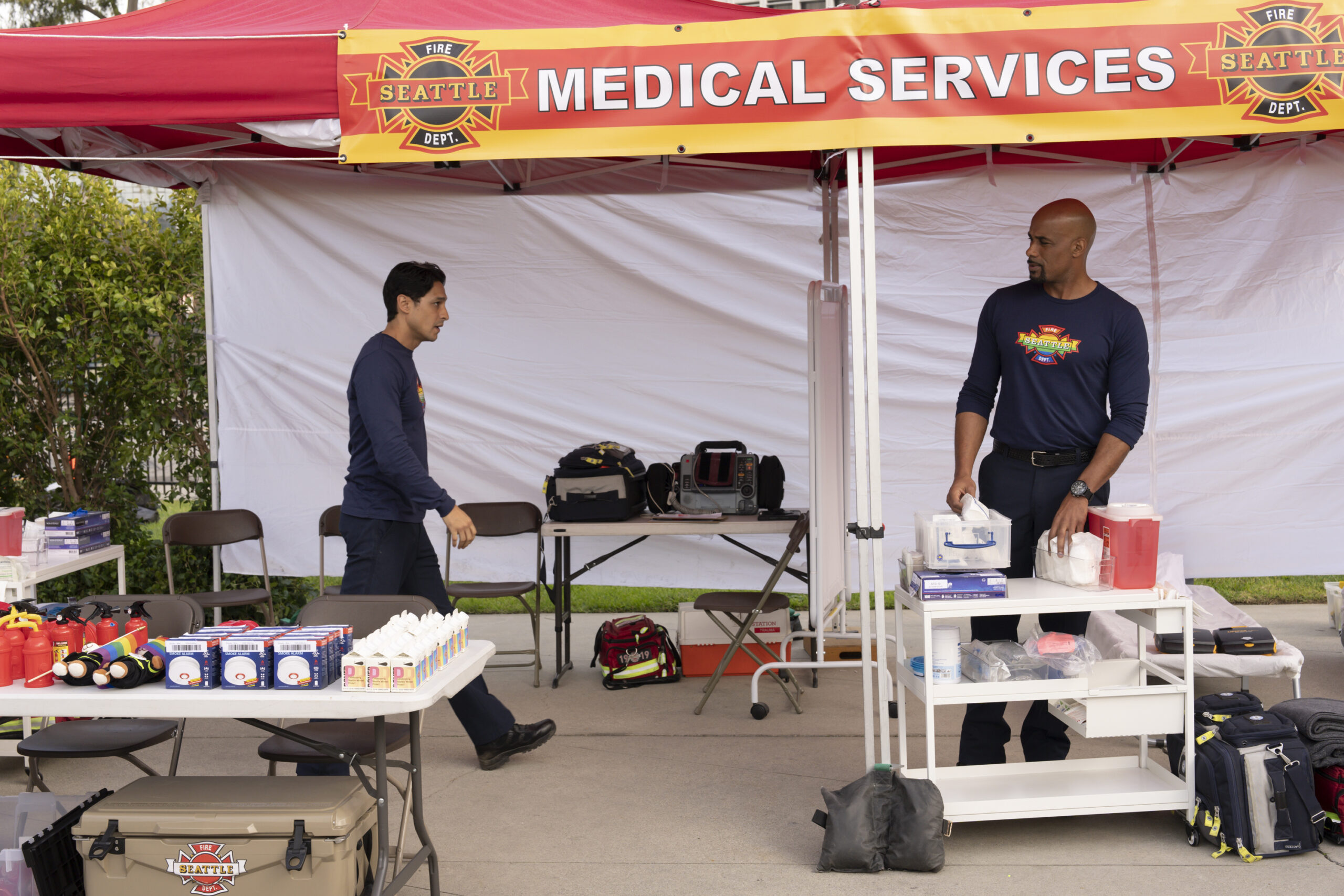 Station 19 Season 7 Episode 3, "True Colors" -- CARLOS MIRANDA, BORIS KODJOE | Tell-Tale TV Station 19 Season 7 Episode 3, "True Colors" -- CARLOS MIRANDA, BORIS KODJOE