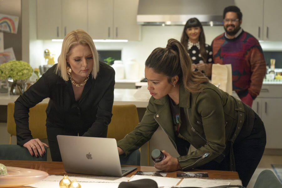 LAUREN ASH, GINA RODRIGUEZ, HANNAH SIMONE, JOSHUA BANDAY TellTale TV