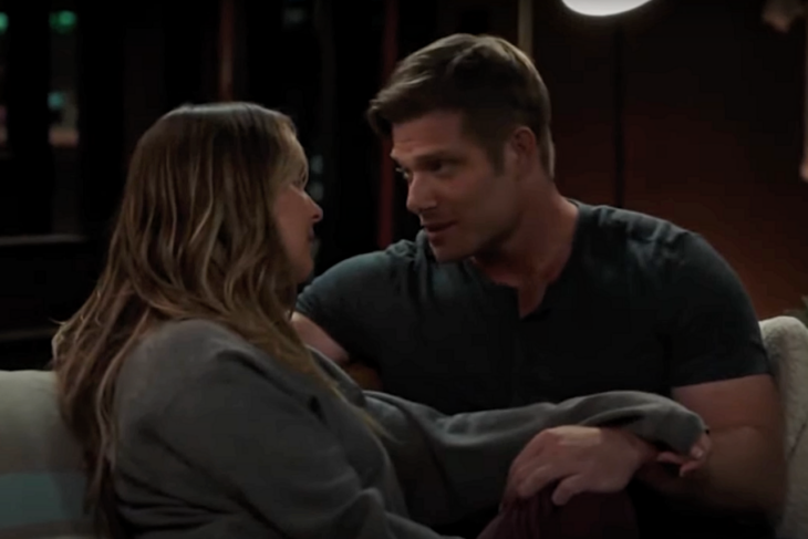 Jo and Link together on the couch on Grey's Anatomy Season 20 Episode 1