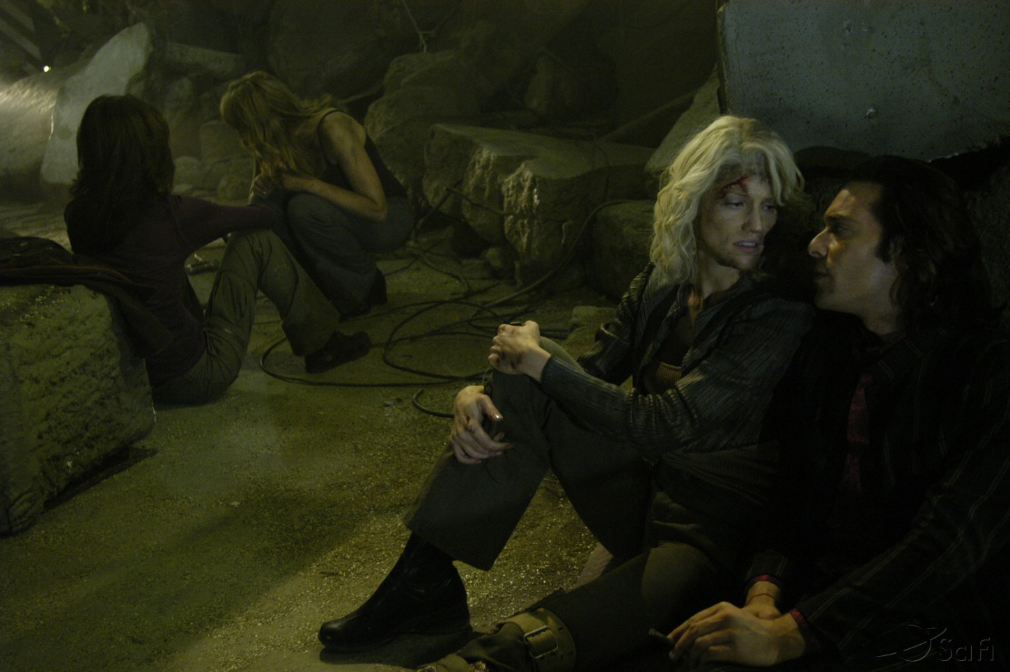 MV5BNmRlNTZjNzQtMzBmZC00MjJkLTgxODItOGQ2ZTMzNTAxOTFjXkEyXkFqcGdeQXVyMDk0ODI3OA@@._V1_ | Tell-Tale TV Battlestar Galactica Season 2 Episode 15 Scar (Photo courtesy of Syfy)
