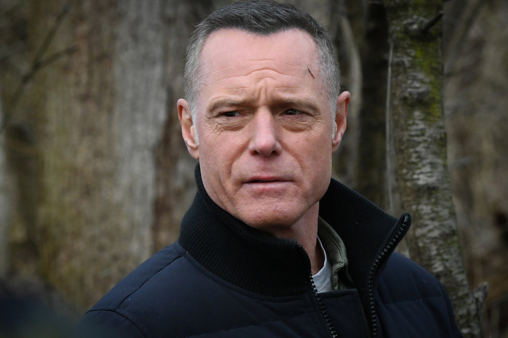 Preview — Chicago P.D. Season 11 Episode 7 The Intelligence Unit Teams Up With SVU