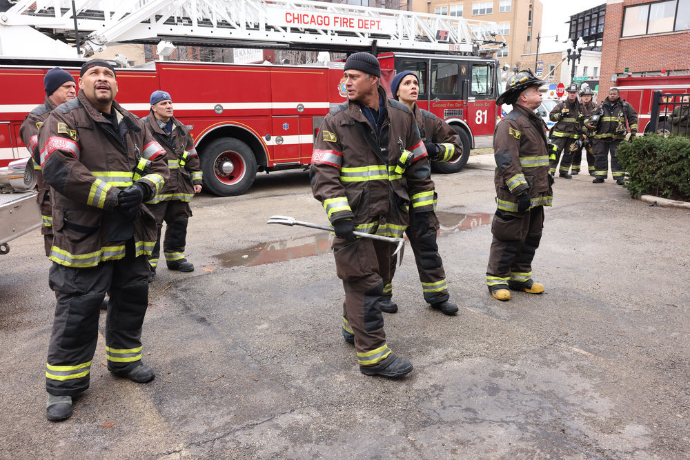 Cruz, Severide, Stella, Hermann, Tony, and Capp on a call on Chicago Fire Season 12 Episode 8, "All the Dark"