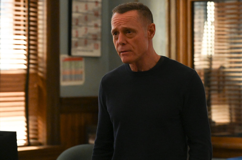 Chicago P.D. - Season 11 | Tell-Tale TV Voight standing in the middle of the squad room.