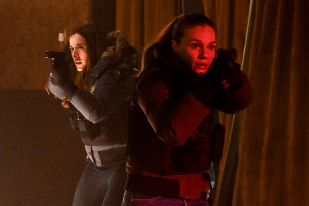 Chicago P.D. - Season 11 | Tell-Tale TV Burgess and Upton pointing their guns.