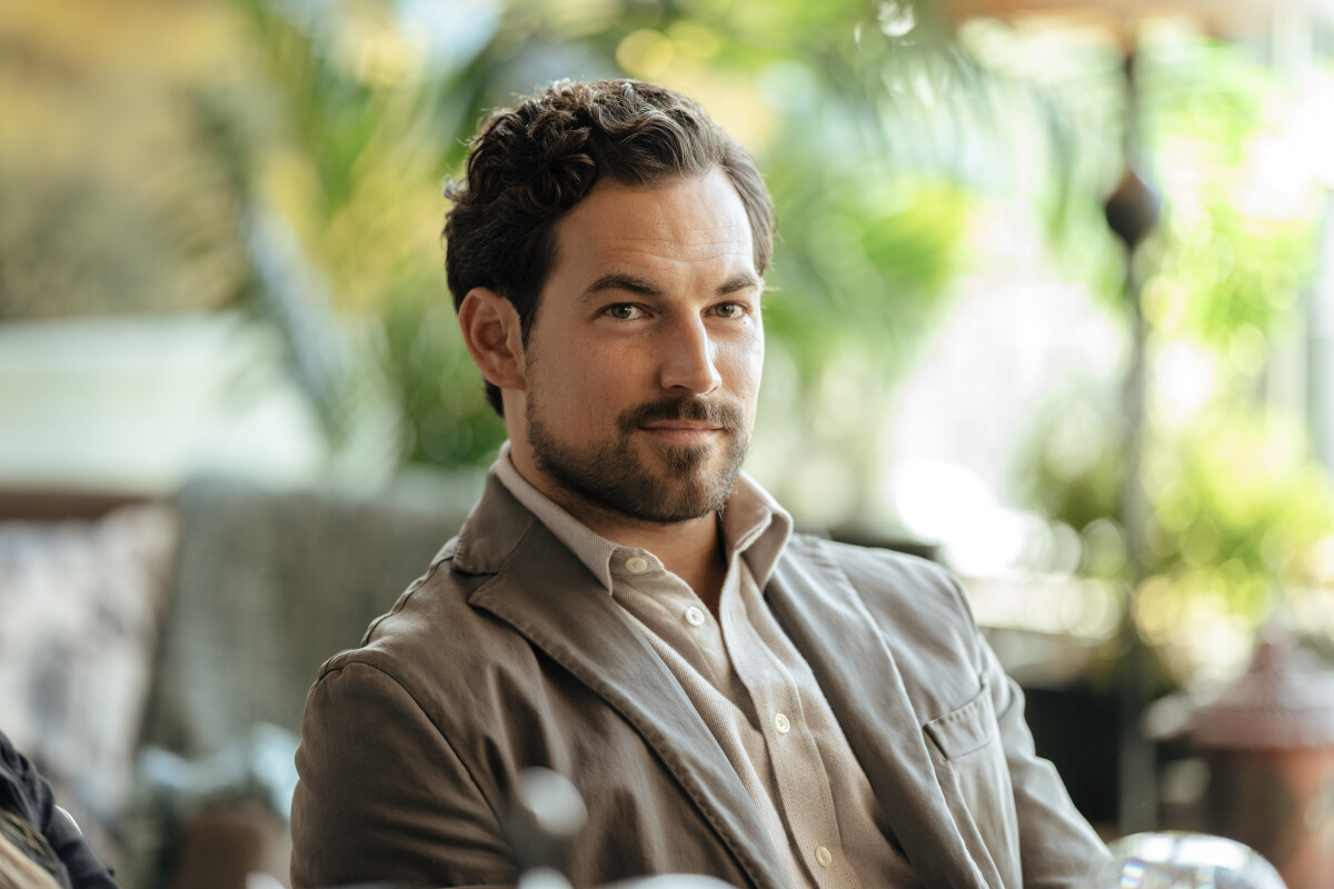 Wild Cards Season 1 Episode 8 Eternal Sunshine of the Therapized Mined | Tell-Tale TV Wild Cards Season 1 Episode 8 Eternal Sunshine of the Therapized Mined