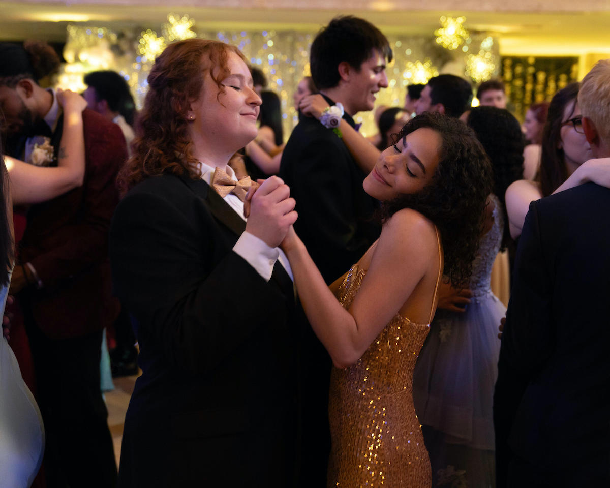 Prom Dates | Tell-Tale TV Prom Dates JULIA LESTER and ANTONIA GENTRY as Jess and Hannah dancing