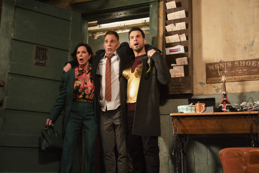 “Is the Jury Out?” – SO HELP ME TODD Pictured: Marcia Gay Harden as Margaret Wright, Matthew Wilkas as Lawrence Wright and Skylar Astin as Todd Wright