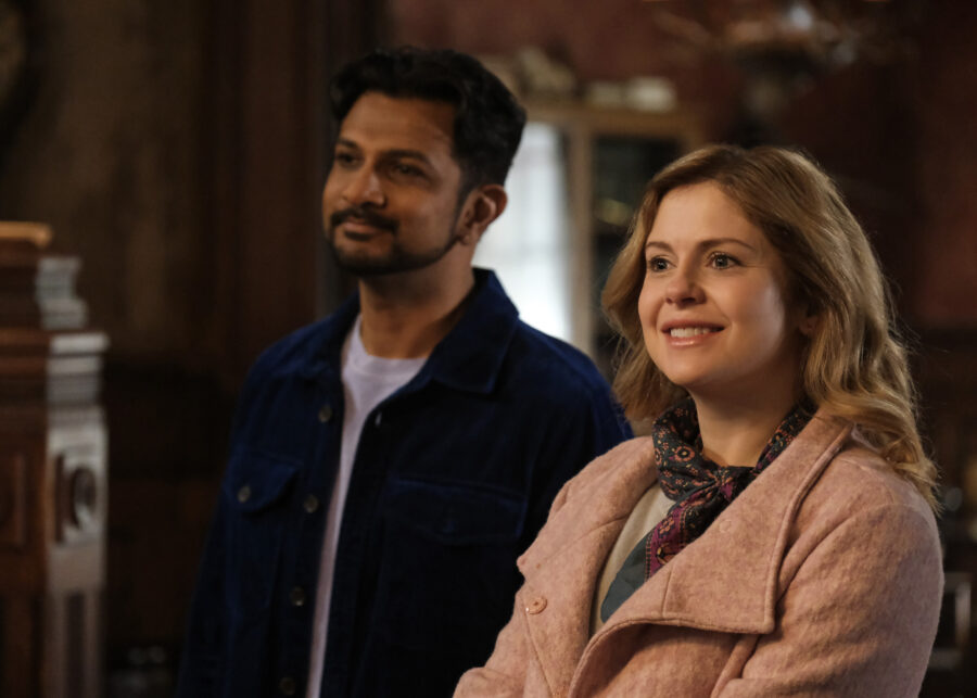 “Holes Are Bad” – GHOSTS. Pictured (L-R): Utkarsh Ambudkar as Jay and Rose McIver as Samantha