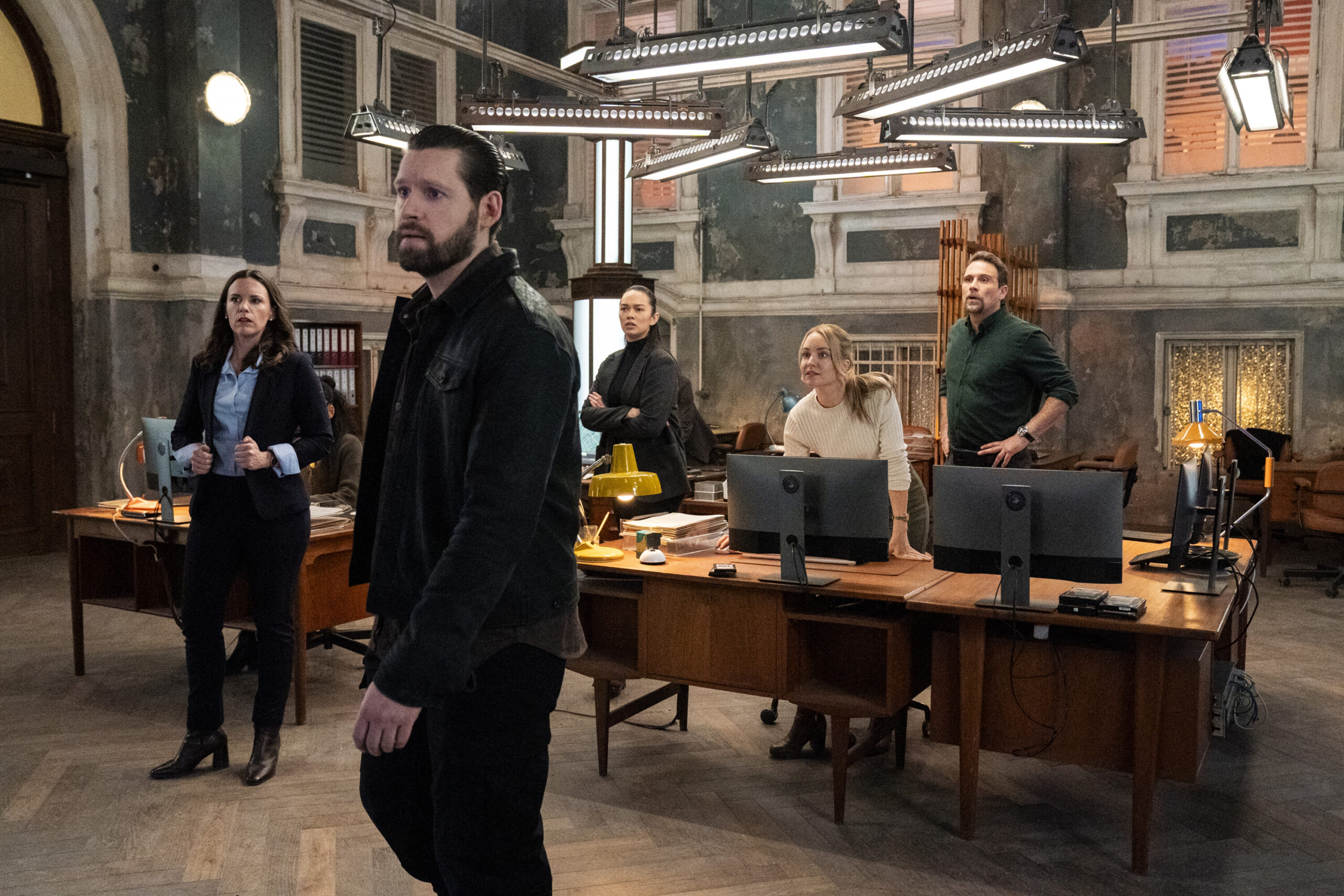 FBI: International Season 3 Episode 8, "Remove the Compromise" -- Liza J. Bennett as Charlotte Linzer, Luke Kleintank as Special Agent Scott Forrester, Vinessa Vidotto as Special Agent Cameron Vo, Christina Wolfe as Special Agent Amanda Tate, and Jeremy Sisto as Assistant Special Agent in Charge Jubal Valentine