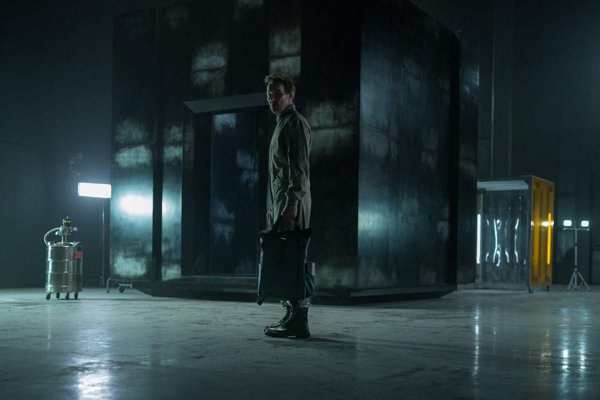 Dark Matter Season 1 Episode 3 | Tell-Tale TV Dark Matter Season 1 Episode 3 oel Edgerton