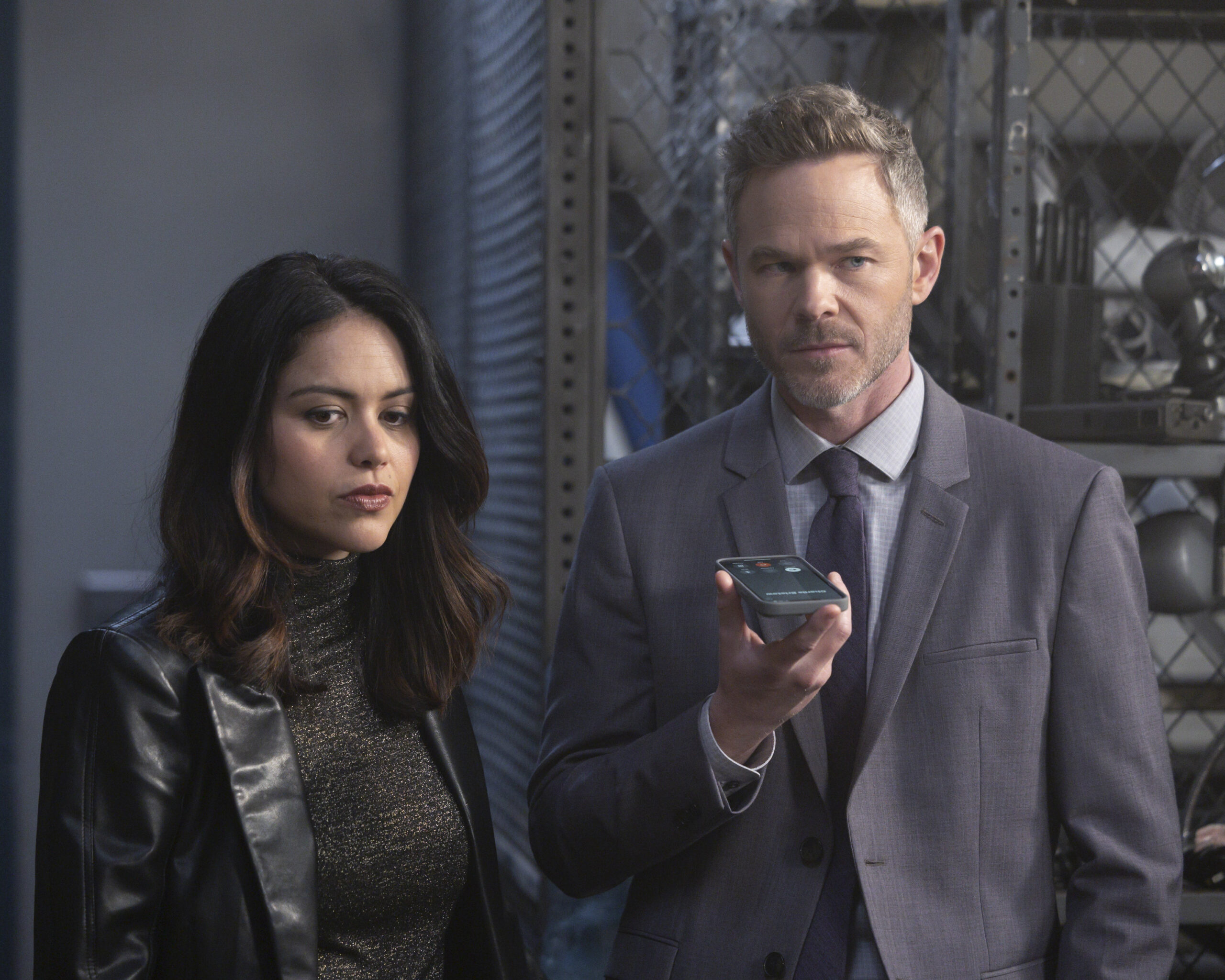 The Rookie Season 6 Episode 10, "Escape Plan" -- ALYSSA DIAZ, SHAWN ASHMORE | Tell-Tale TV The Rookie Season 6 Episode 10, "Escape Plan" -- ALYSSA DIAZ, SHAWN ASHMORE