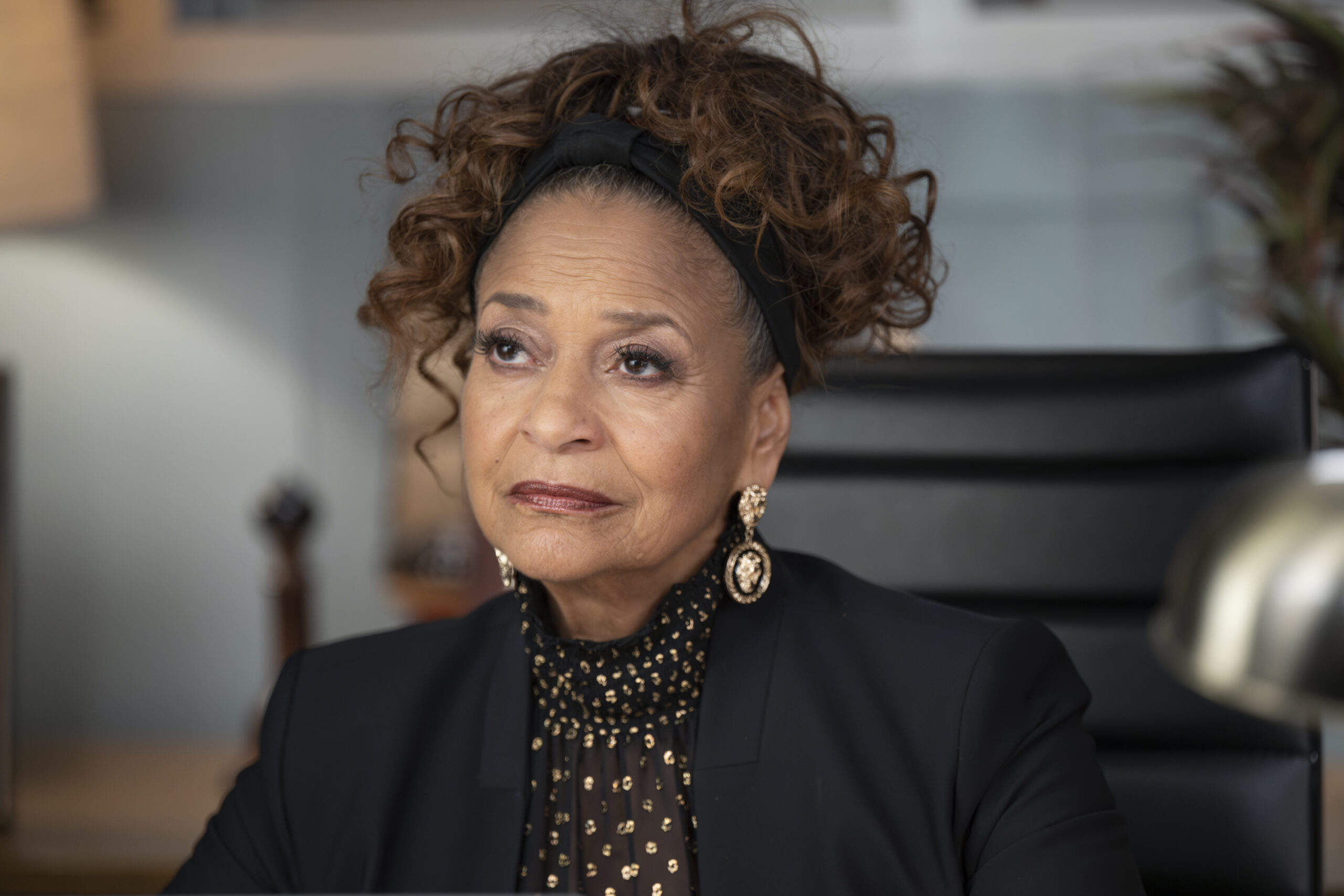 DEBBIE ALLEN Grey's Anatomy Season 20 Episode 9