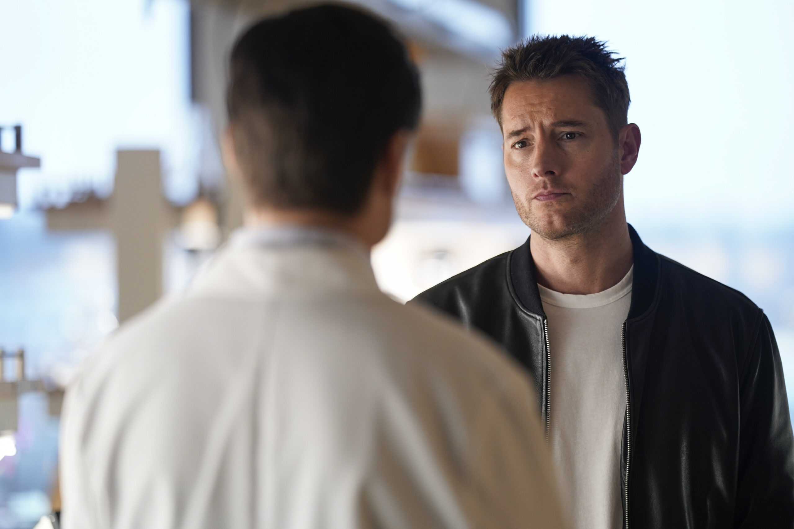 Justin Hartley as Colter - Tracker Season 1 Episode 11 - Beyond the Campus Walls