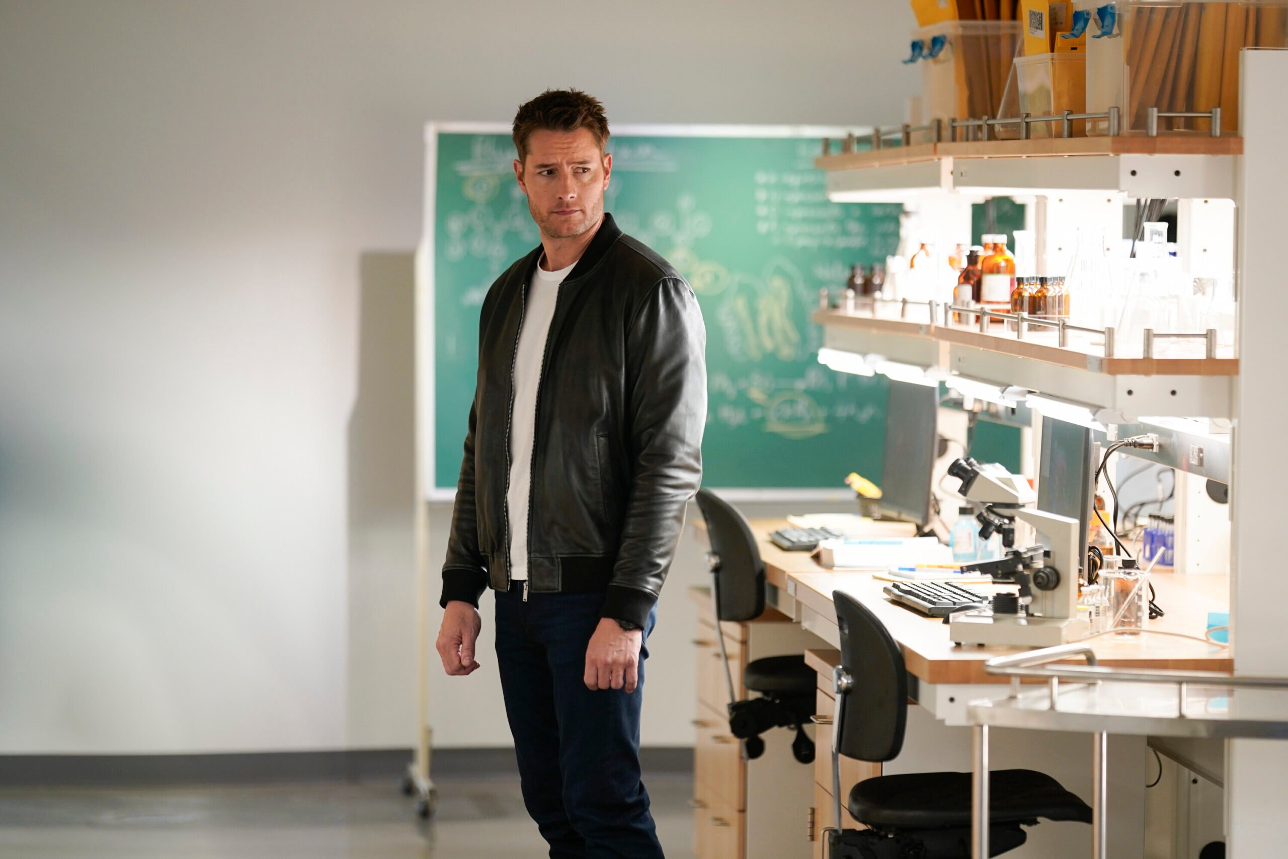 Justin Hartley as Colter - Tracker Season 1 Episode 11 - Beyond the Campus Walls