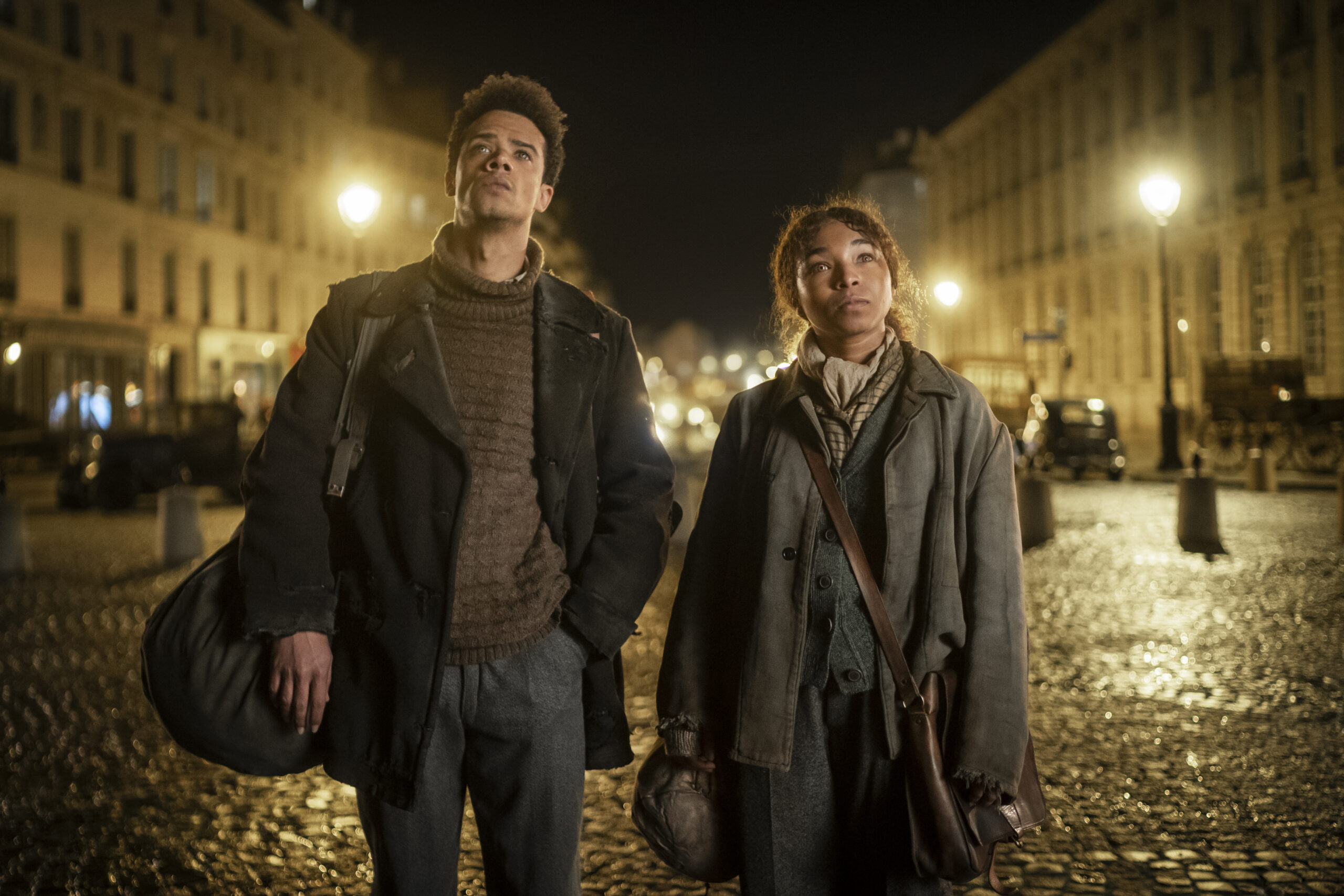 Jacob Anderson as Louis De Point Du Lac and Delainey Hayles as Claudia - Interview with the Vampire Season 2, Episode 2 | Tell-Tale TV Jacob Anderson as Louis De Point Du Lac and Delainey Hayles as Claudia - Interview with the Vampire Season 2, Episode 2