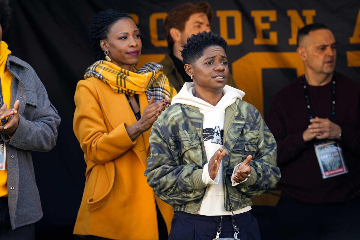 All American Season 6 Episode 9 Karimah Westbrook as Grace James, and Bre-Z as Tamia “Coop” Cooper -- Photo: Troy Harvey/The CW 