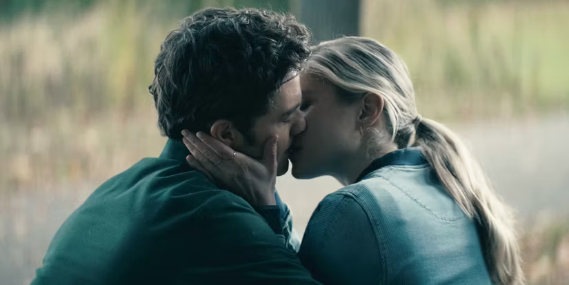 Annie-and-Hughie-kiss-at-the-end-of-The-Boys-second-season | Tell-Tale TV Annie-and-Hughie-kiss-at-the-end-of-The-Boys-second-season