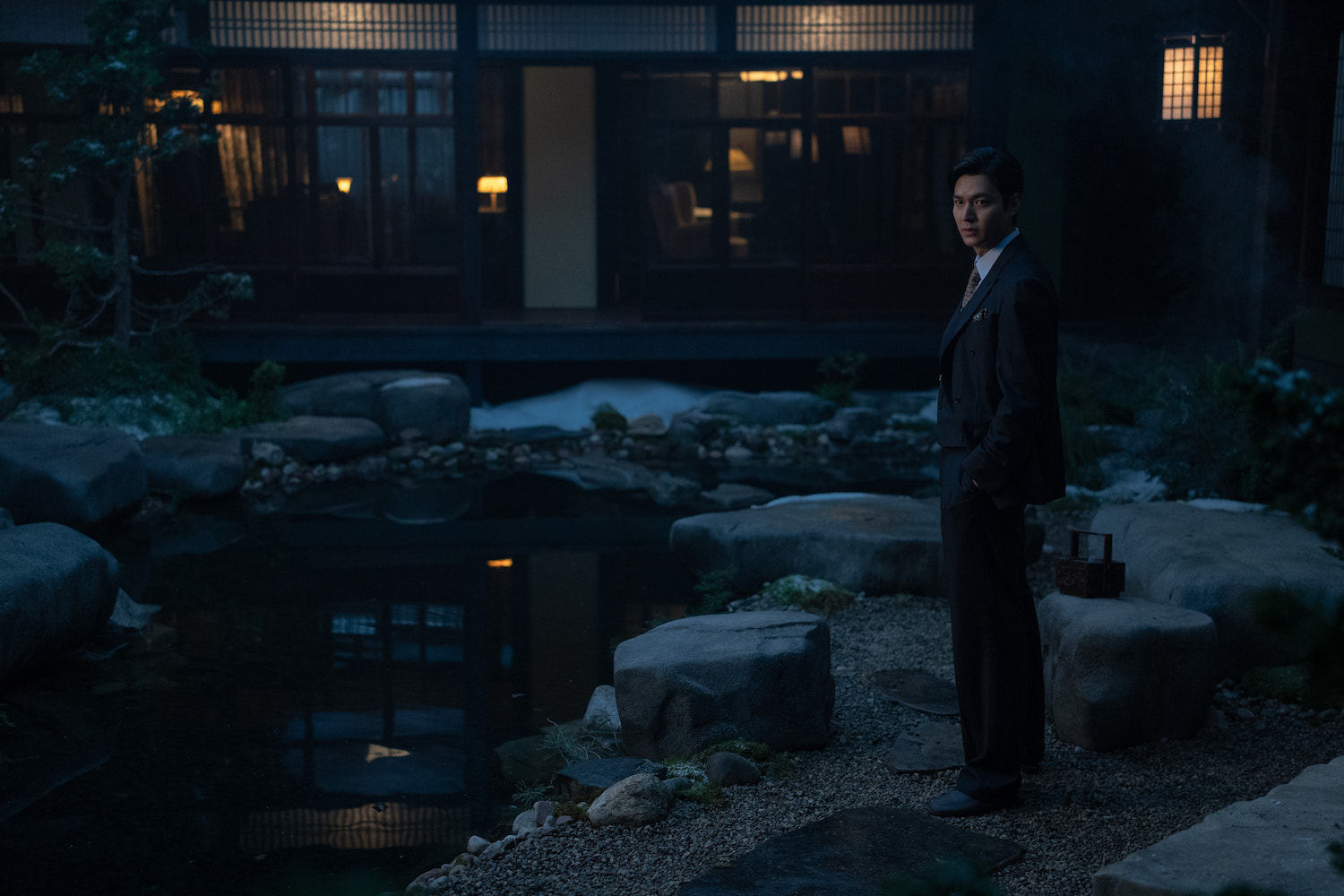 Lee Minho in "Pachinko" Season 2 Episode 2 | Tell-Tale TV Lee Minho in "Pachinko" Season 2 Episode 2