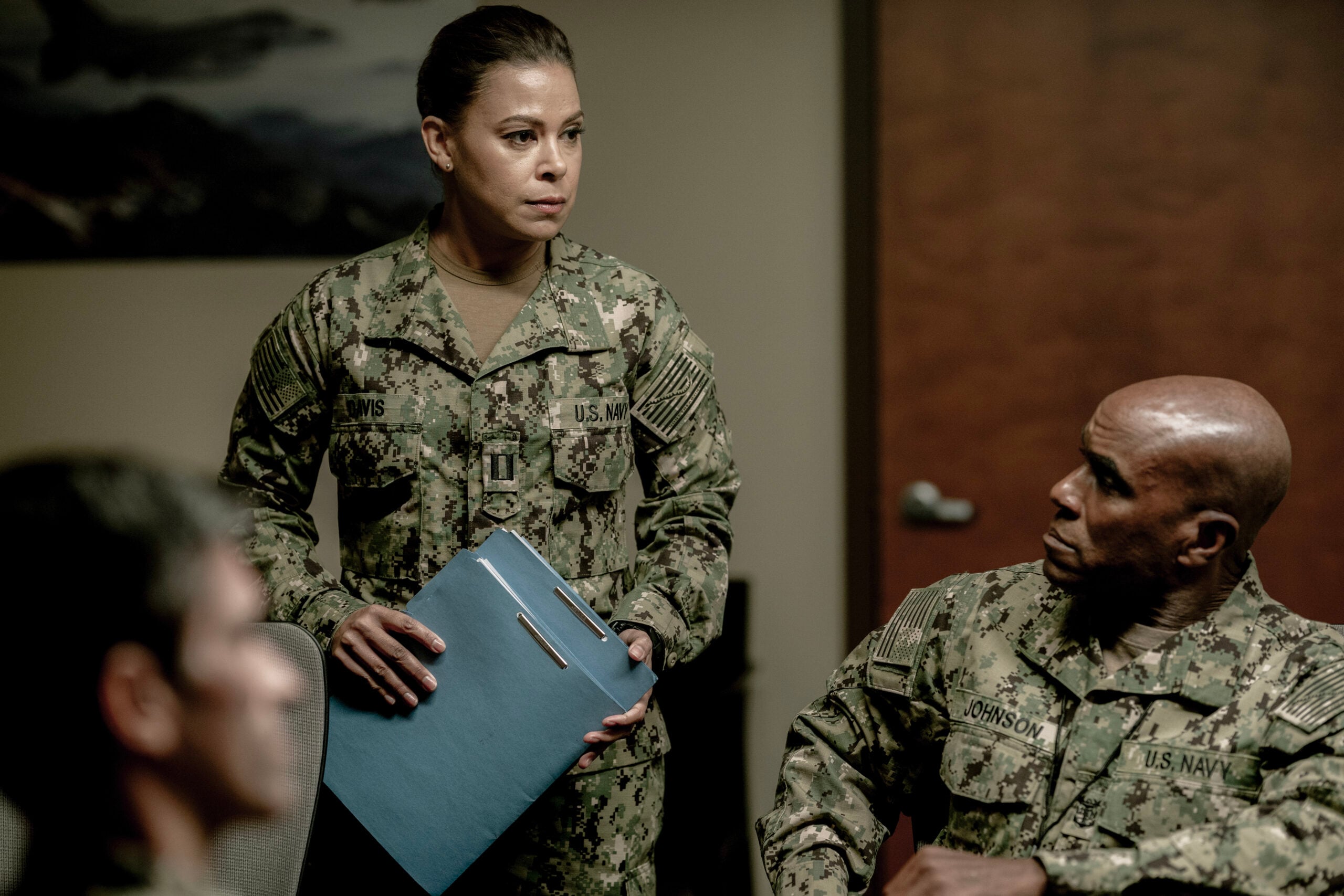 SEAL Team Season 7 Episode 1 - Chaos In The Calm - Toni Trucks as Lisa Davis 