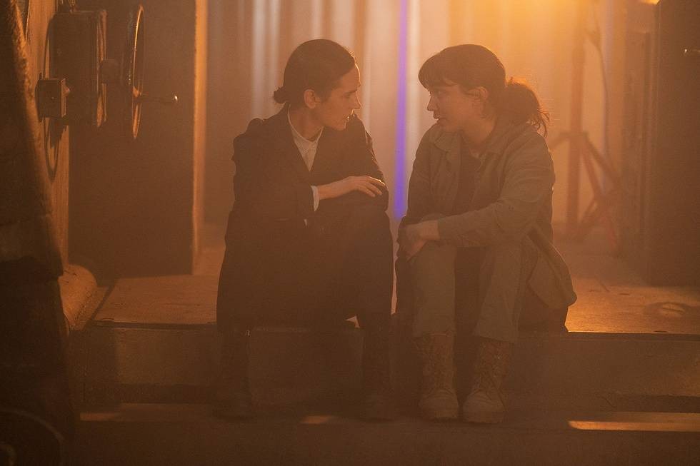 Snowpiercer Season 4 Episode 7 - Rowan Blanchard and Jennifer Connelly | Tell-Tale TV Still from Snowpiercer Season 4 Episode 7 of Rowan Blanchard and Jennifer Connelly pictured from left to right.