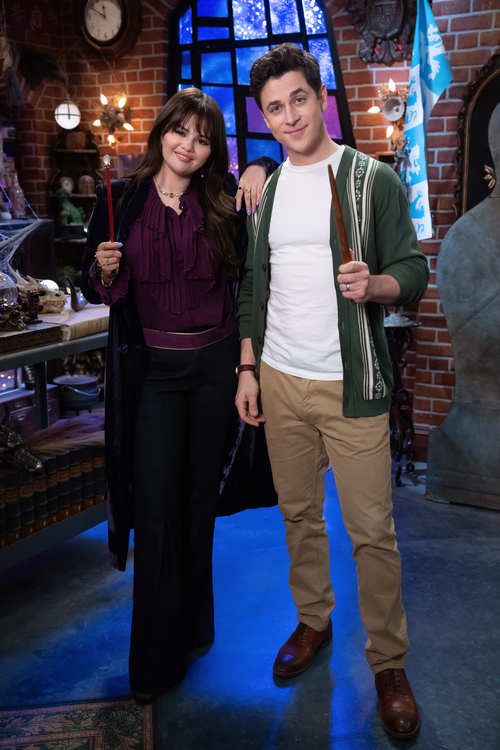 WIZARDS BEYOND WAVERLY PLACE - SELENA GOMEZ, DAVID HENRIE