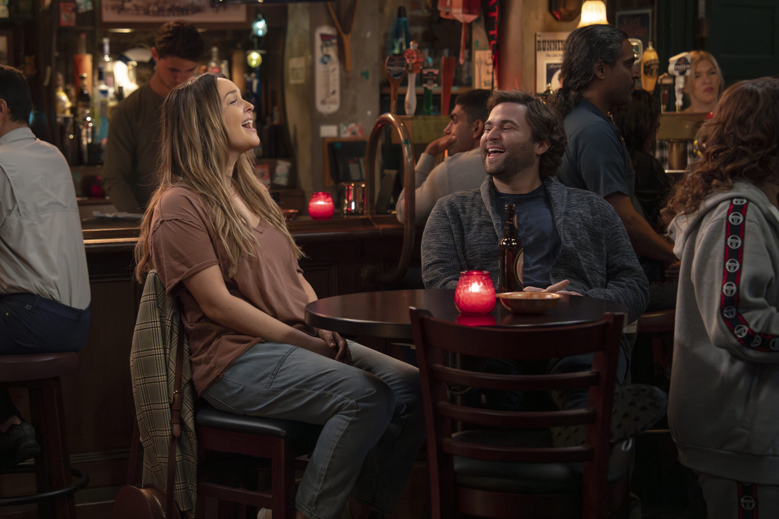 CAMILLA LUDDINGTON, JAKE BORELLI GREY'S ANATOMY Season 21 Episode 1