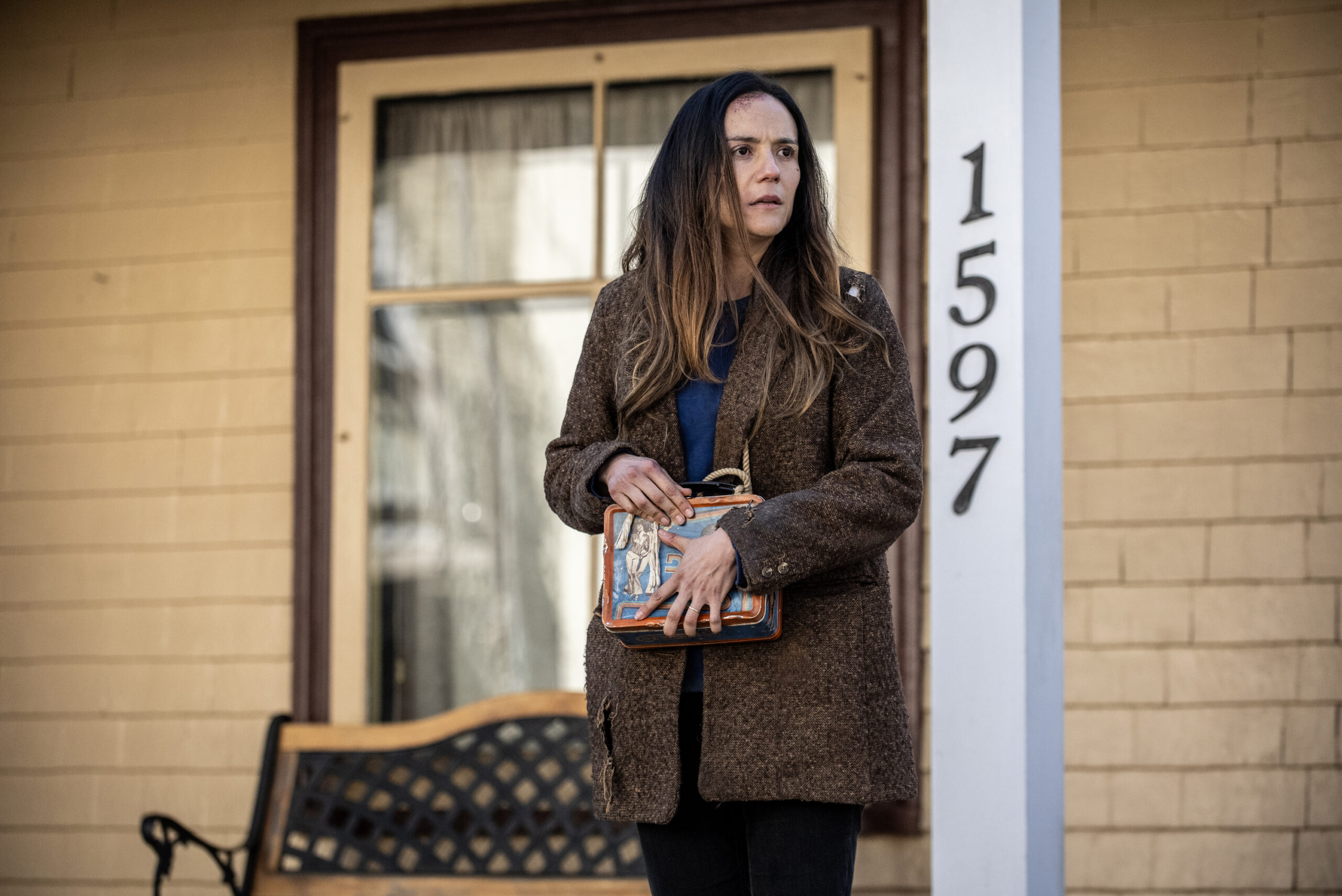 FROM Season 3 Episode 1, "Shatter." | Catalina Sandino Moreno waiting on a porch