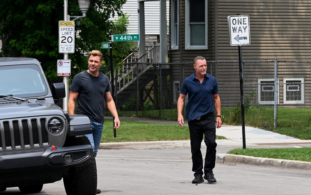 Chicago P.D. - Season 12 | Tell-Tale TV CHICAGO P.D. -- "Ten Ninety-Nine" Episode 12001 -- Pictured: (l-r) Patrick Flueger as Adam Ruzek, Jason Beghe as Hank Voight