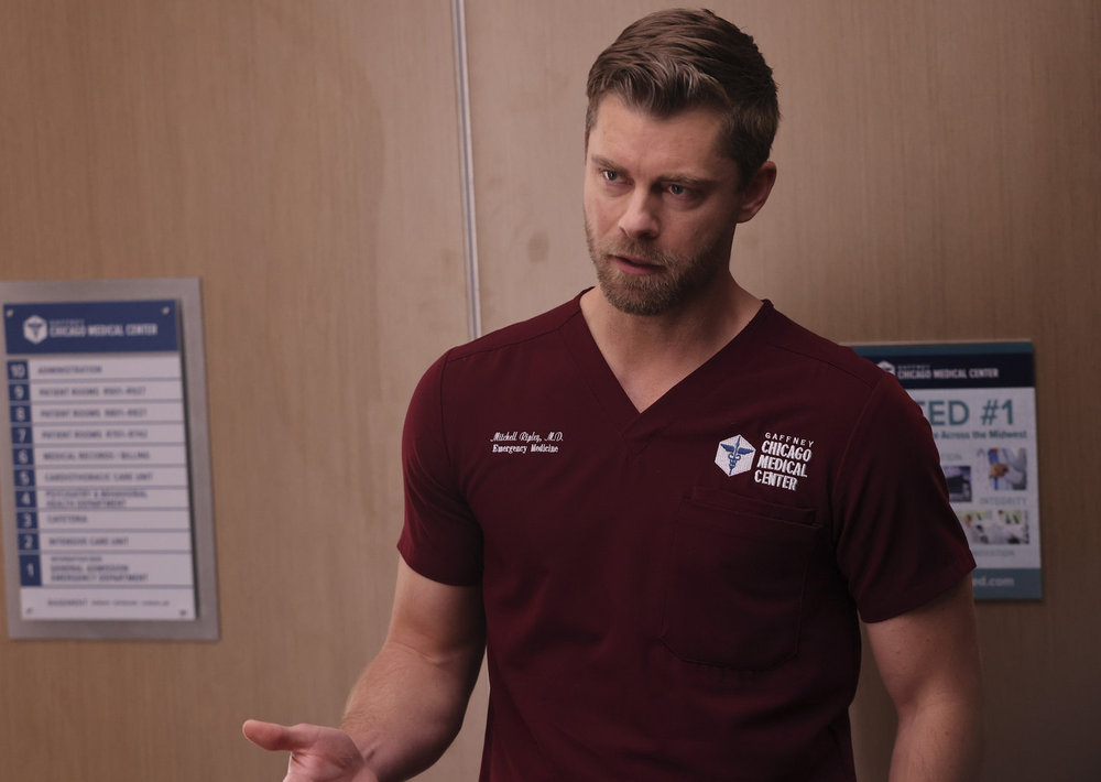 Chicago Med - Season 10 | Tell-Tale TV CHICAGO MED -- "Sink or Swim" Episode 1001 -- Pictured: Luke Mitchell as Dr. Mitch Ripley