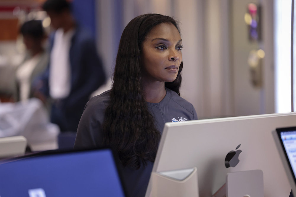 CHICAGO MED -- "Bite Your Tongue" Episode 1002 -- Pictured: Marlyne Barrett as Maggie Lockwood