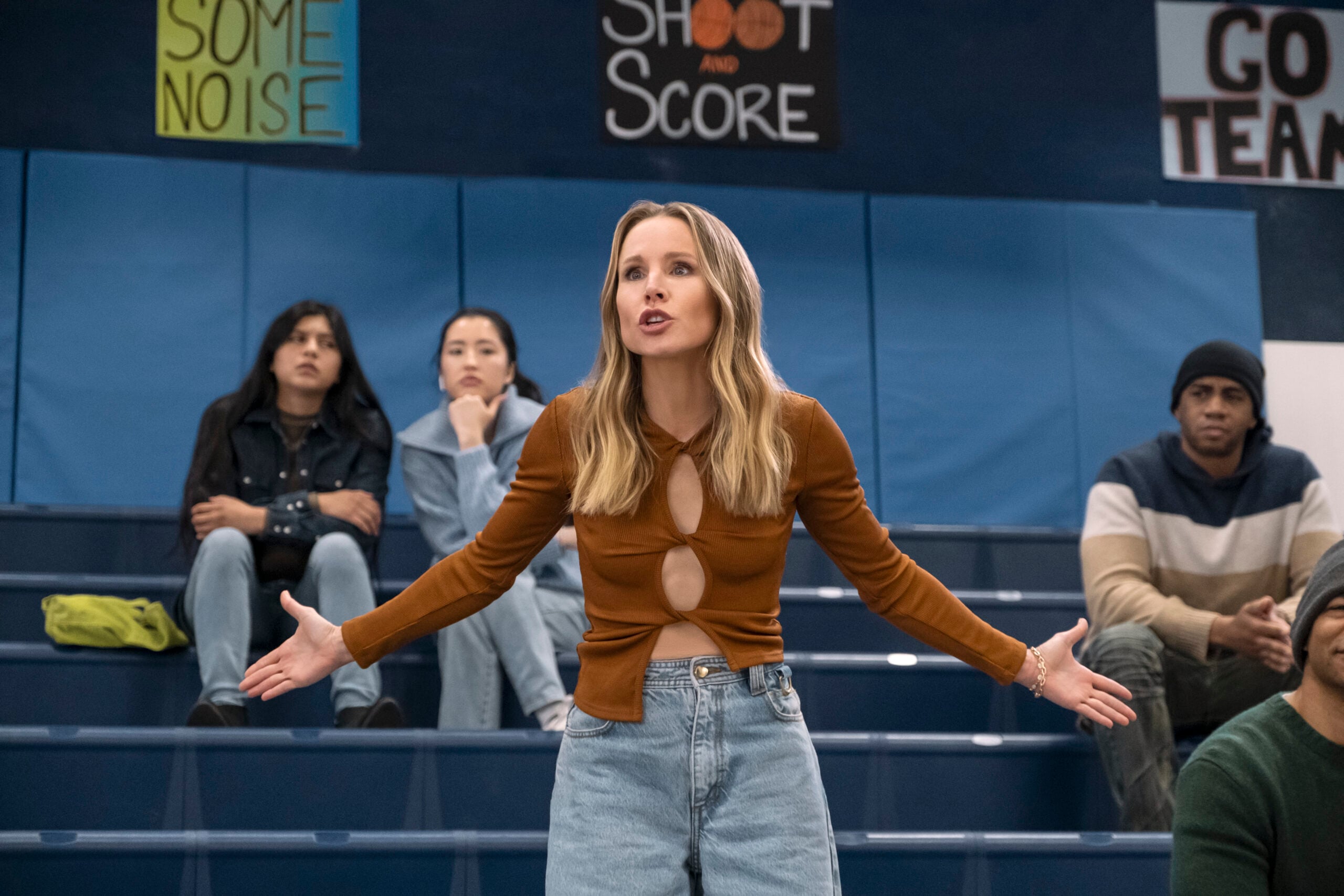 Nobody Wants This. Kristen Bell as Jaoanne in episode 107 of Nobody Wants This. Cr. Adam Rose/Netflix © 2024