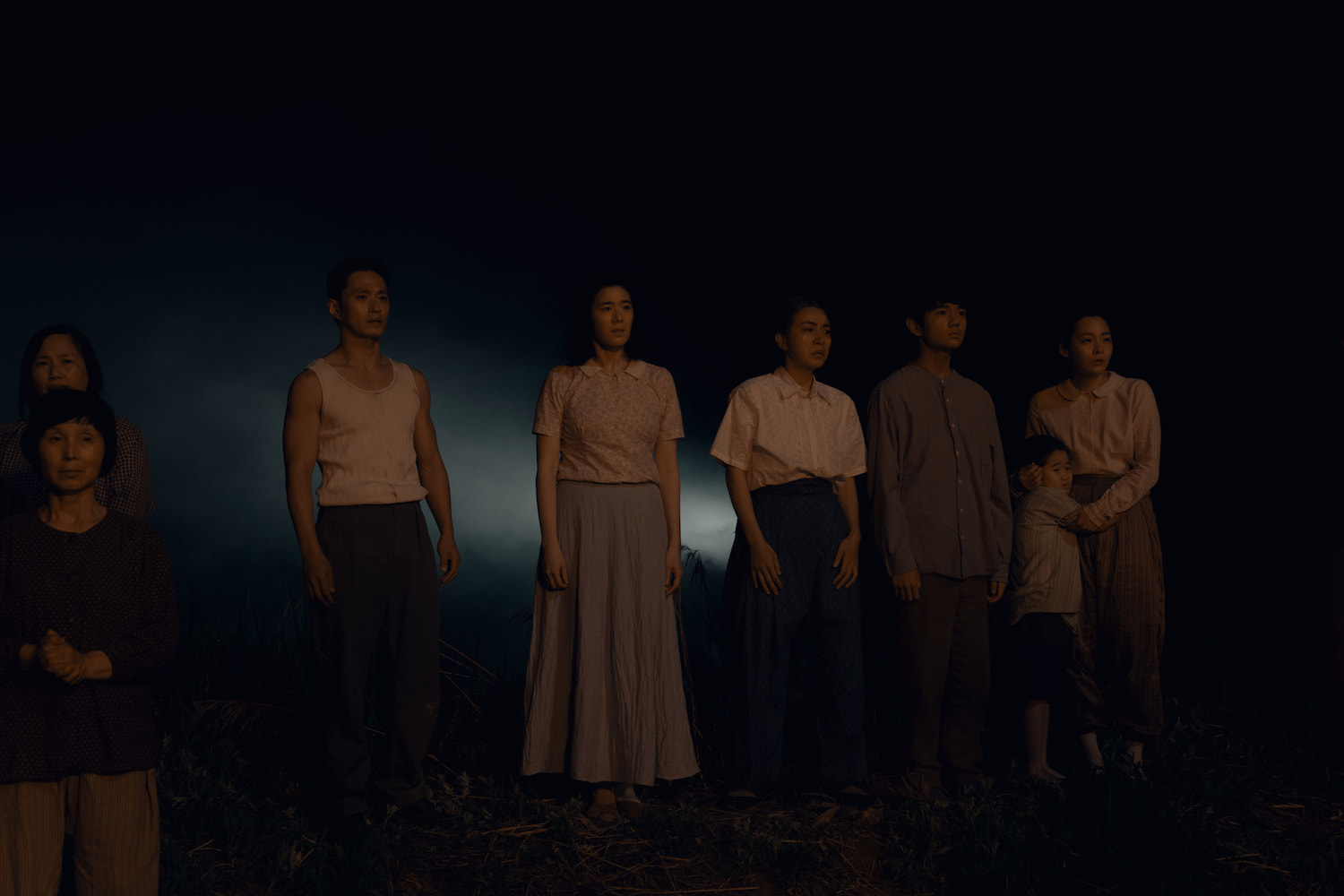 Sungkyu Kim, Eunchae Jung, Inji Jeong, Kang Hoon Kim, Eunseong Kwon and Minha Kim in "in "Pachinko" Season 2 Episode 4 | Tell-Tale TV Sungkyu Kim, Eunchae Jung, Inji Jeong, Kang Hoon Kim, Eunseong Kwon and Minha Kim in "in "Pachinko" Season 2 Episode 4