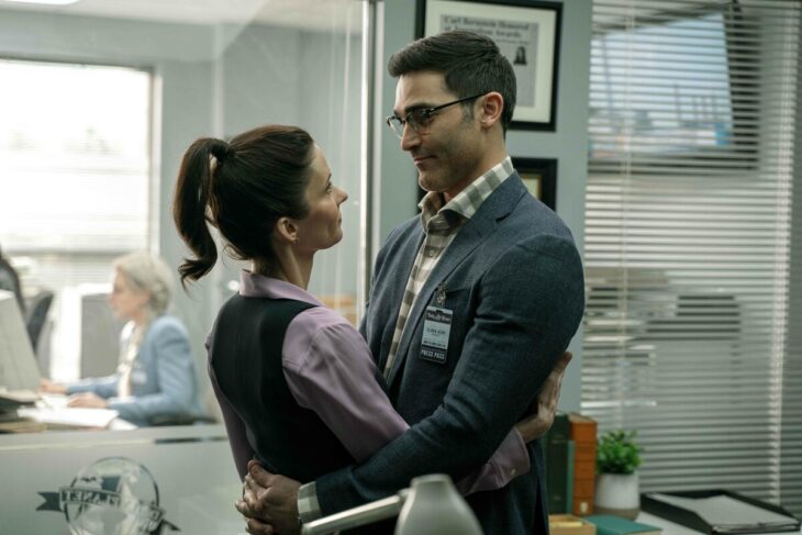 Superman & Lois Season 4 Episode 1, "The End & the Beginning" -- Elizabeth Tulloch as Lois Lane and Tyler Hoechlin as Clark Kent