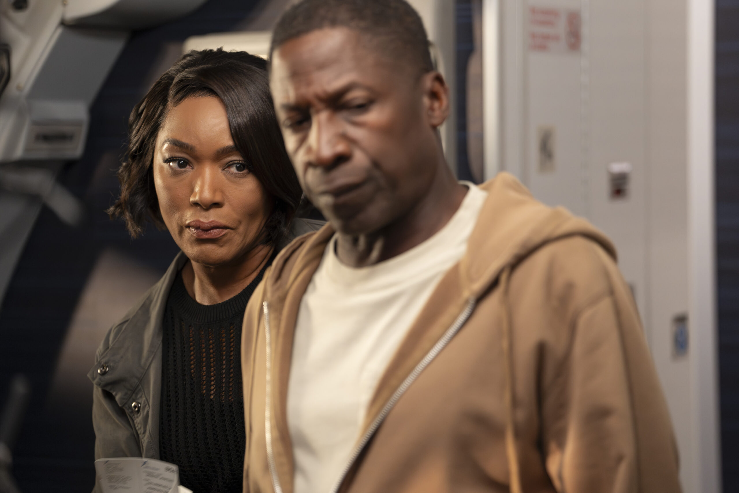 9-1-1 Season 8 Episode 2, "When Boeing Gets Tough..." -- ANGELA BASSETT, GLENN PLUMMER | Tell-Tale TV 9-1-1 Season 8 Episode 2, "When Boeing Gets Tough..." -- ANGELA BASSETT, GLENN PLUMMER
