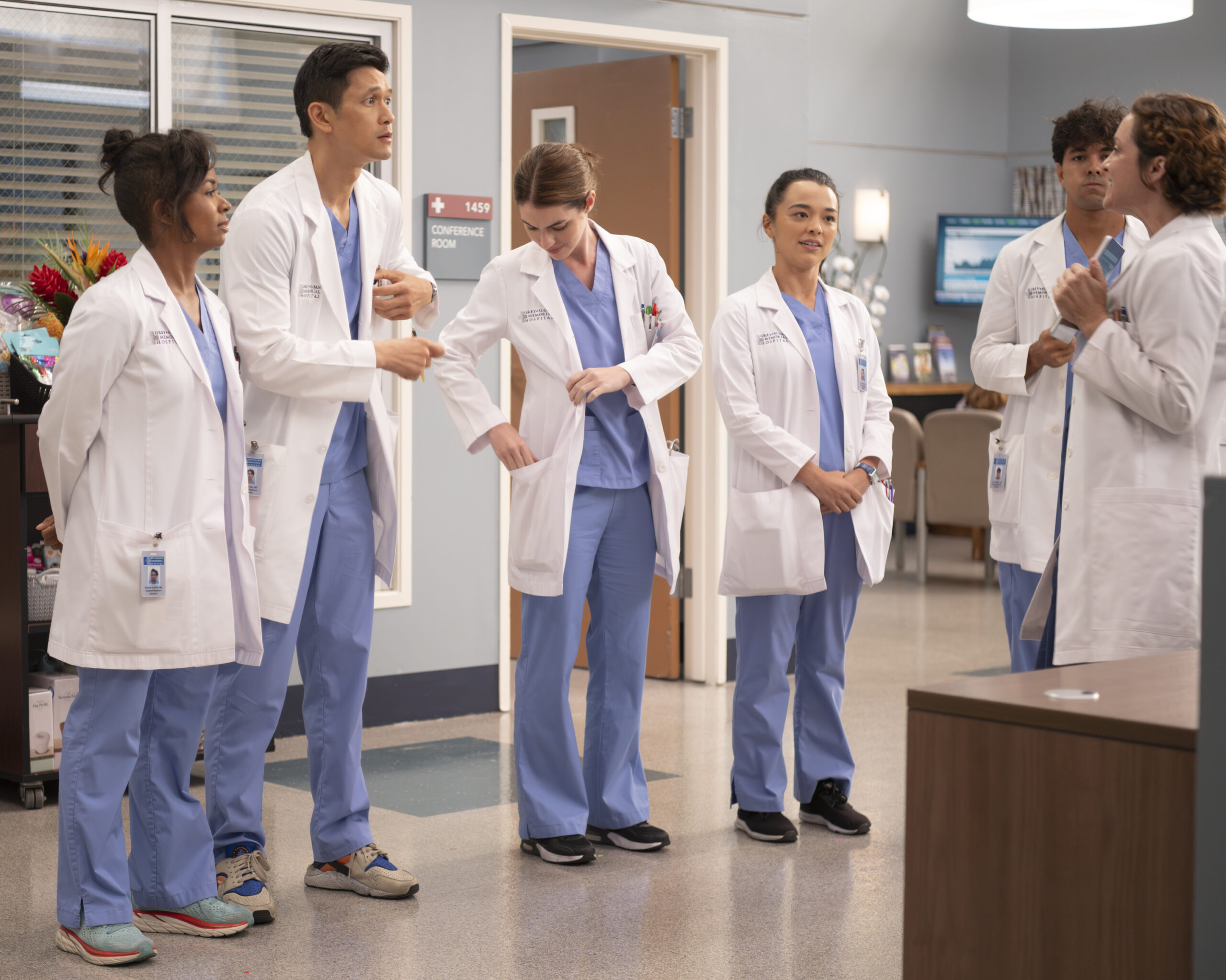 Grey's Anatomy Season 21 Episode 3 - I Can See Clearly Now - ALEXIS FLOYD, HARRY SHUM JR., ADELAIDE KANE, MIDORI FRANCIS, NIKO TERHO, KALI ROCHA | Tell-Tale TV Grey's Anatomy Season 21 Episode 3 - I Can See Clearly Now - ALEXIS FLOYD, HARRY SHUM JR., ADELAIDE KANE, MIDORI FRANCIS, NIKO TERHO, KALI ROCHA