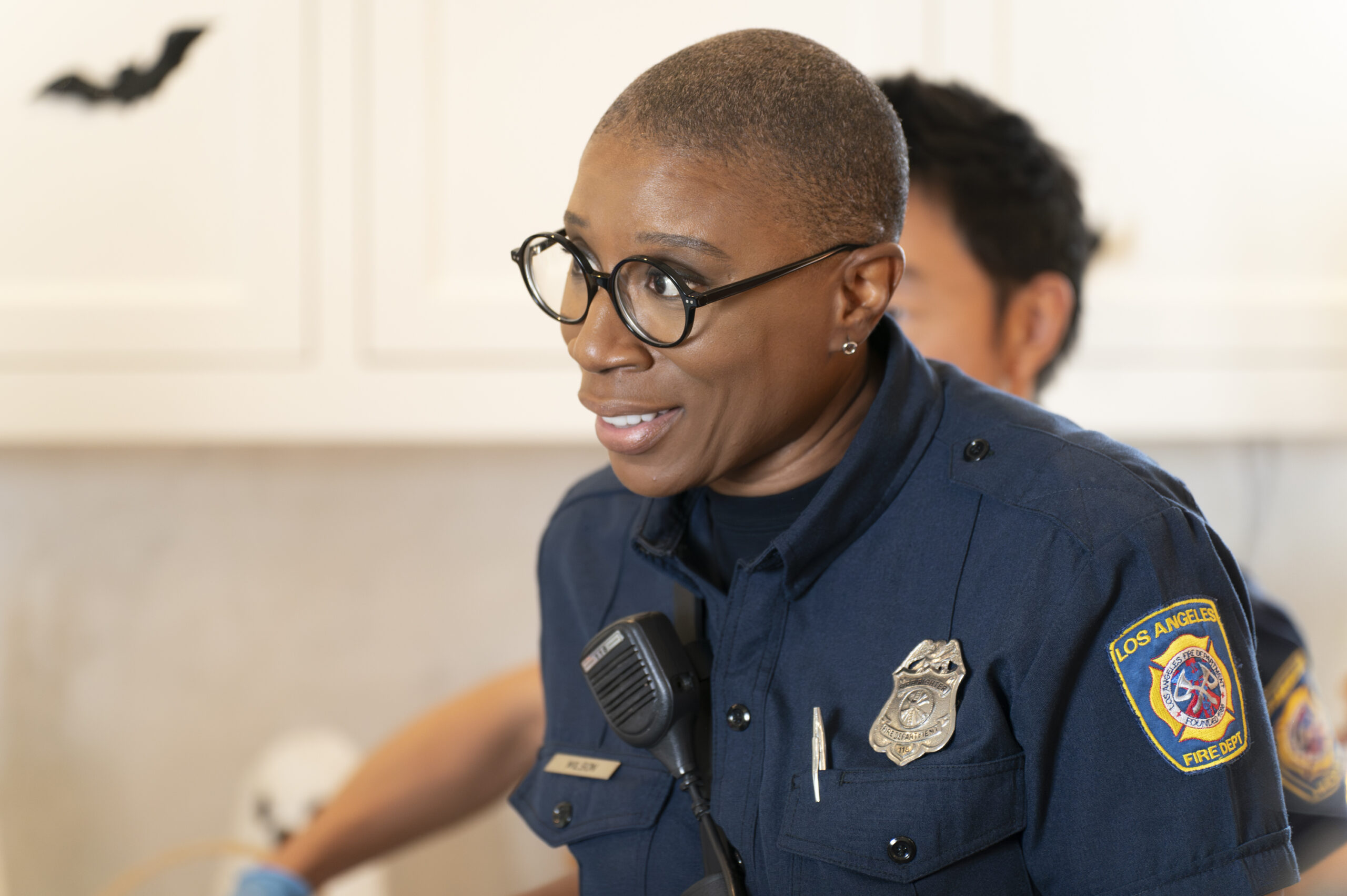 9-1-1 Season 8 Episode 5, "Masks" - AISHA HINDS | Tell-Tale TV 9-1-1 Season 8 Episode 5, "Masks" - AISHA HINDS