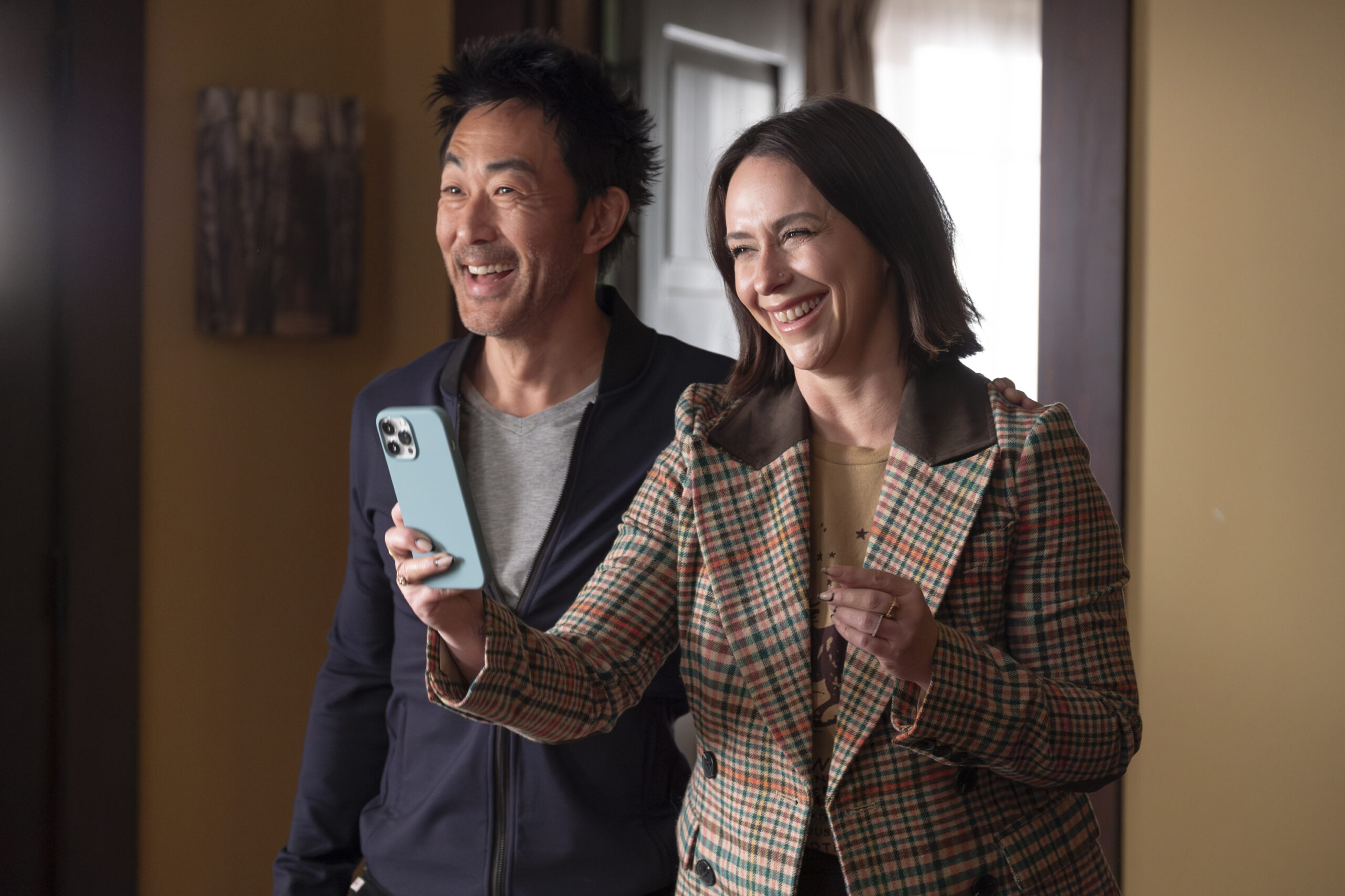 9-1-1 Season 8 Episode 5, "Masks" - KENNETH CHOI, JENNIFER LOVE HEWITT | Tell-Tale TV 9-1-1 Season 8 Episode 5, "Masks" - KENNETH CHOI, JENNIFER LOVE HEWITT
