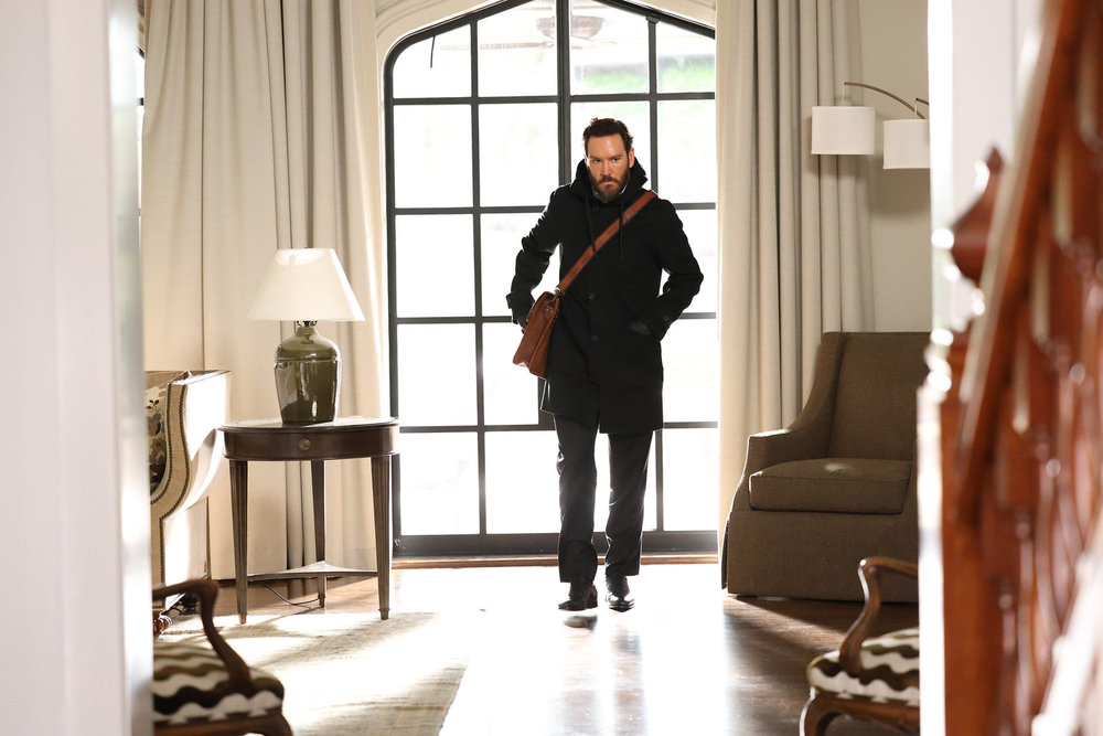 Still from Found Season 2 Episode 4 of Mark-Paul Gosselaar as Sir.