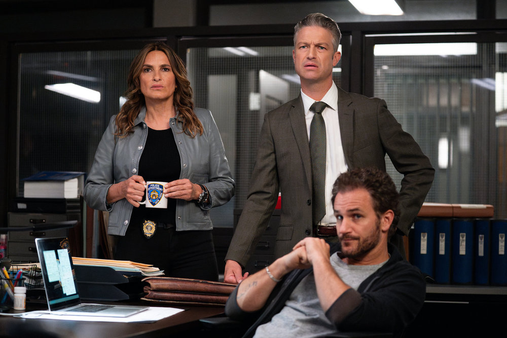 Law & Order: Special Victims Unit Season 26 Episode 1 Review: Fractured